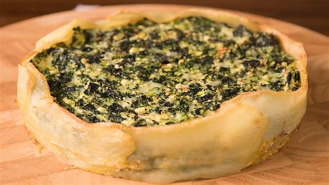 Foto: Tarta de acelga y ricota recién horneada y lista para servir