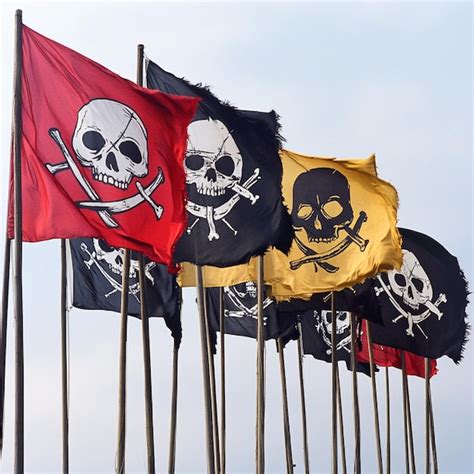 Colección de diferentes Jolly Rogers históricas y sus variaciones