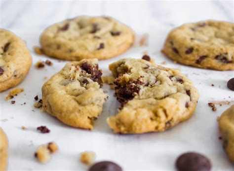 Infografía sobre cómo almacenar y congelar masa y galletas con chispas de chocolate