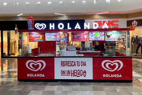 Foto antigua del puesto de helados de Don Francisco Alatorre en Ciudad de México