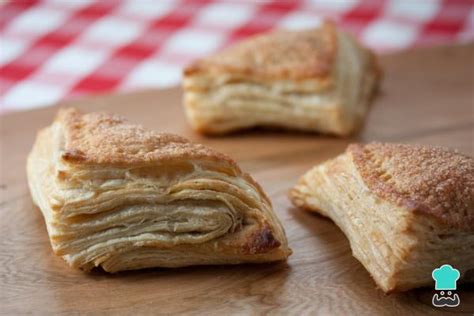 Masa hojaldrada con capas de mantequilla