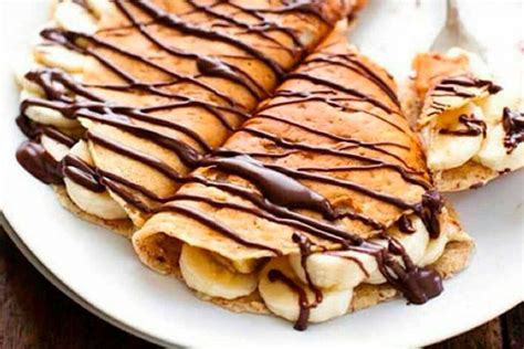 panqueques integrales con salsa de chocolate