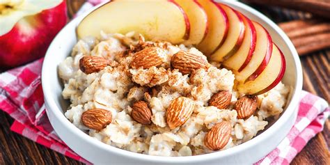 Foto de avena horneada básica con manzana y miel