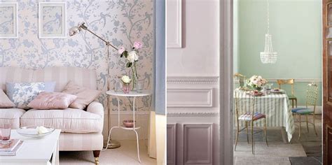 Composición de mobiliario y decoración en tonos pastel