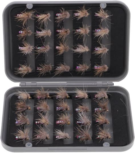 Colección de moscas y señuelos para salmón Chinook