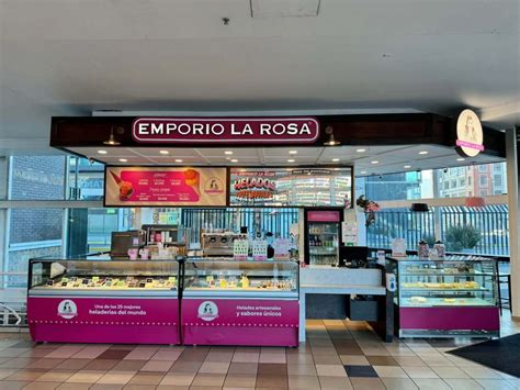 Fachada de Emporio La Rosa en Mall Plaza Sur