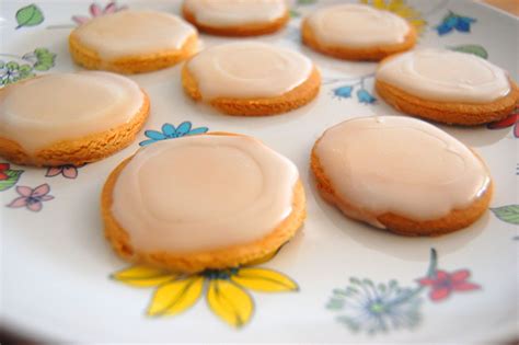 galletas glaseadas sin azucar variadas en bandeja