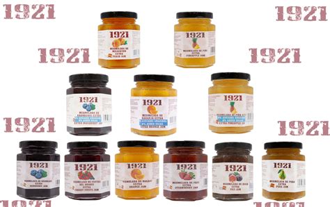 Variedad de mermeladas Vivo con diferentes texturas (suave y con trozos) y sabores frutales