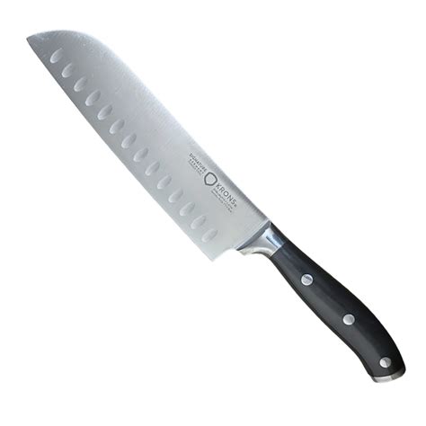 Cuchillo Santoku con su distintiva hoja plana y punta redondeada