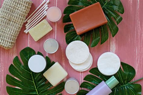 infografía comparando cosmética natural, orgánica y vegana