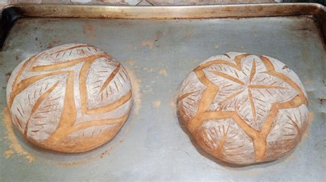 Pan con cortes (greñado) antes de hornear