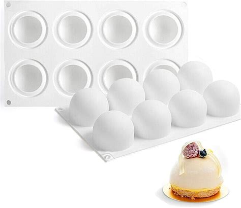 Variedad de moldes de silicona para postres individuales