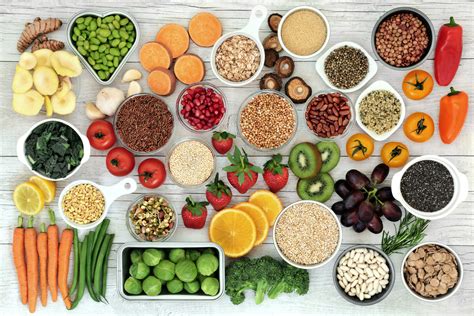 Foto de alimentos veganos saludables y saciantes