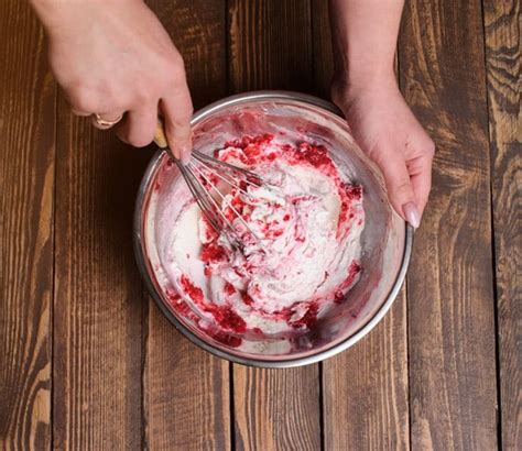 Heladera batiendo la mezcla de helado