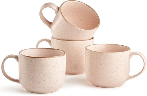 Ilustración de diferentes tipos de tazas aptas para microondas
