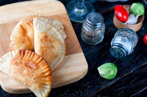 Foto temática de empanadas recién horneadas