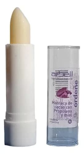 Bálsamo labial de manteca de cacao