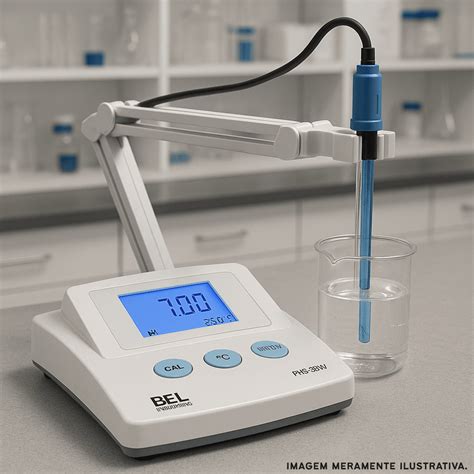 Muestra de utensilios desinfectados y un medidor de pH para la elaboración de detergentes.