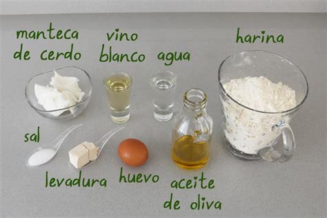 Esquema de los ingredientes principales para hacer masa de empanadas con salmuera