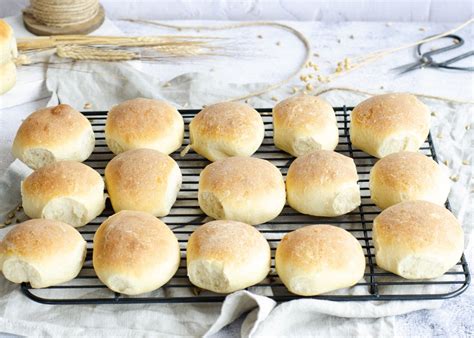 Panecillos caseros sin gluten elaborados con harina de yuca