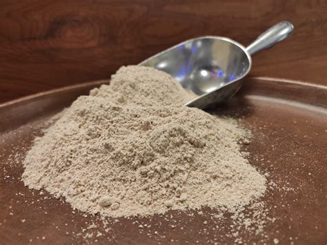 Platos tradicionales de Daguestán con harina tostada