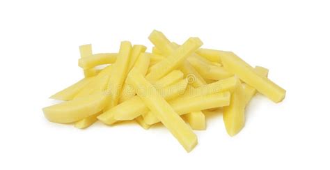 Imagen de patatas cortadas en bastones preparadas para freír