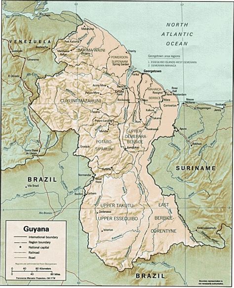 Mapa geográfico de Guyana destacando ríos, selvas y costa