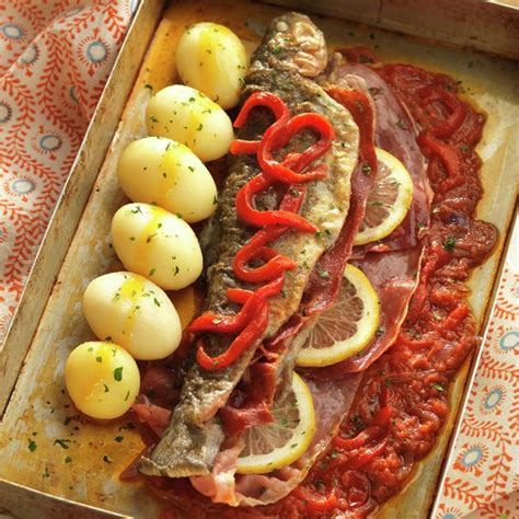 Truchas rellenas de jamón con patatas y majado al horno