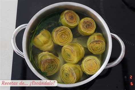 Alcachofas limpias y cocidas