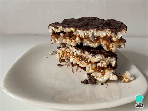 foto de alfajores de arroz, galletas de arroz y barritas de cereal