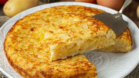 Tortilla de patatas con patatas chips