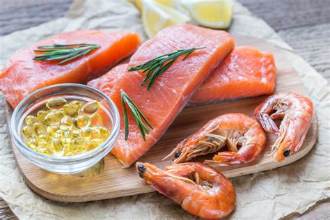 Foto de variedad de pescados ricos en proteínas y omega 3