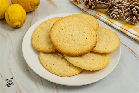 foto de galletas de limón y coco sin gluten