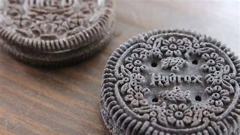 Foto de las galletas Hydrox originales con su diseño simétrico