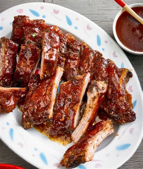 Costillar de cerdo asado con salsa dulce