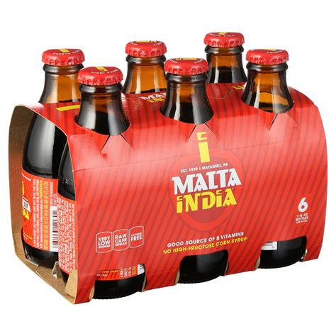 Imagen de varias botellas de Malta India y otros productos de Cervecería Vegana.