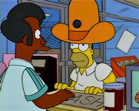 Homer y Apu en la India visitando la central de los Kwik-E-Mart