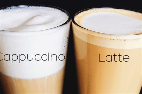 Ilustración de un fraile capuchino y un capuchino, mostrando la similitud de color