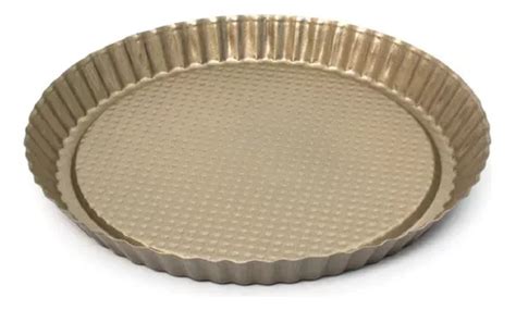Imagen de masa para kuchen estirada en un molde rectangular