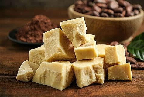 Foto de bloques de manteca de cacao sólida