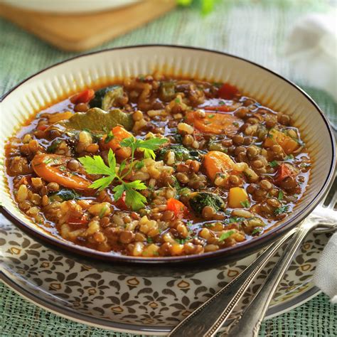 guiso de lentejas con arroz y verduras