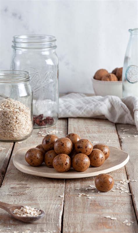Gráfico nutricional comparativo de las bolitas de avena y mantequilla de maní