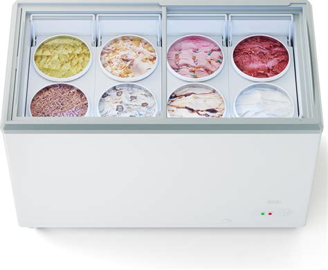 Foto de diferentes tipos de congeladores para helados (vertical, horizontal, de almacenamiento y exhibición)
