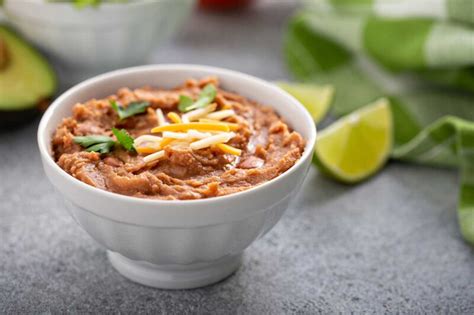 Receta tradicional de frijoles refritos en cacerola