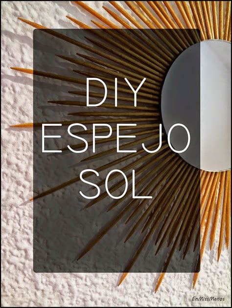 Espejo sol hecho con palos de brocheta y cartón