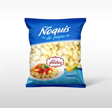 Ñoquis congelados individualmente sobre papel mantequilla