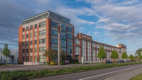 Edificio histórico de la fábrica Halloren en Halle an der Saale, Alemania