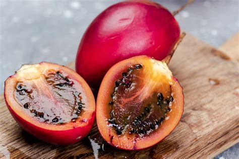 Imagen de tamarillos (tomates de árbol)