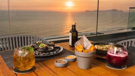 Fachada del restaurante La Mar en Miraflores