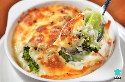Brócoli gratinado con queso fundido